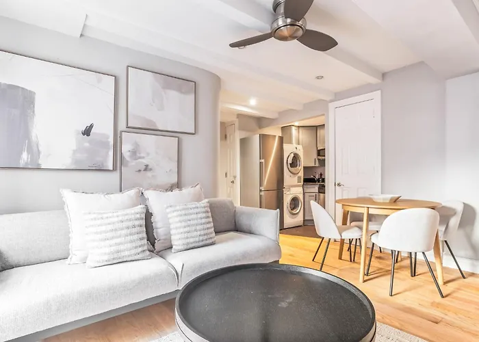 Charming 2-Bed 1-Bath Apartment In Turtle Bay